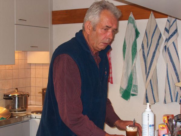 Viktor hat alle H�nde voll zu tun