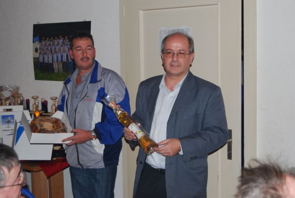 Hefekranz und Schnaps zum pflegen der Kameradschaft