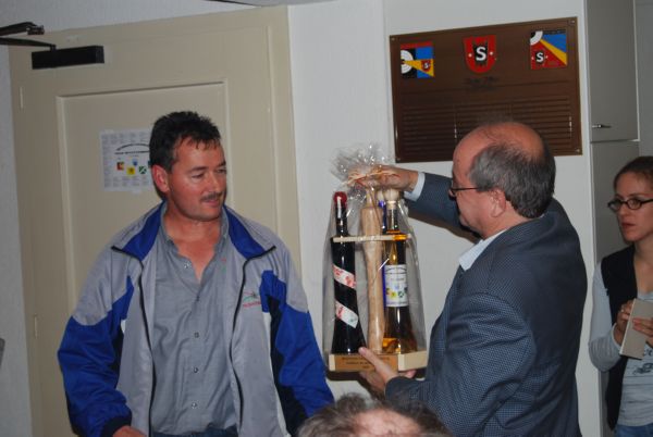  Ren� Herrrmann wird geehrt f�r 25 Jahre als Kassier im Schynbergverband