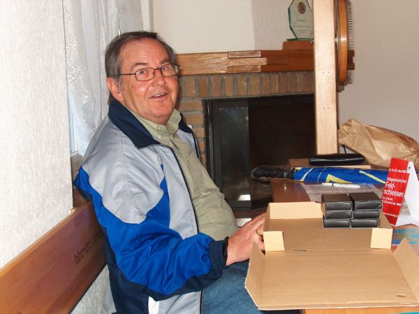 R�bi hat gut lachen