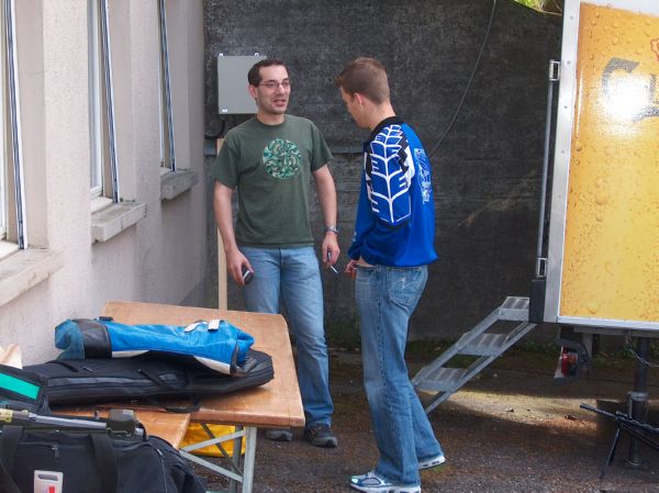 was gibt es das zu Besprechen, ihr Beiden?