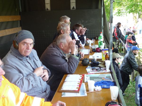 da muss auch mal auf eine Sehhilfe zur�ck gegriffen werden!