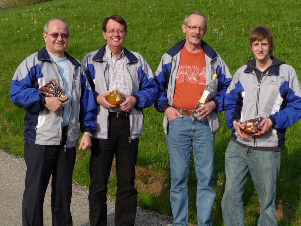 Trostrunde (v.L.n.R.) Herrmann Ren� (2), St�uble Willi (4.), Merkofer Franz (3.) und Schmid Patric (1.) 
